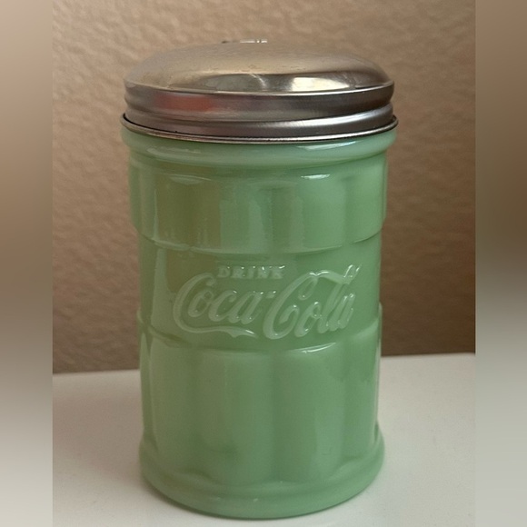 🆕 Coca Cola Green Jadeite Glass Jar sugar pourer Vintage style NWT - Picture 1 of 3